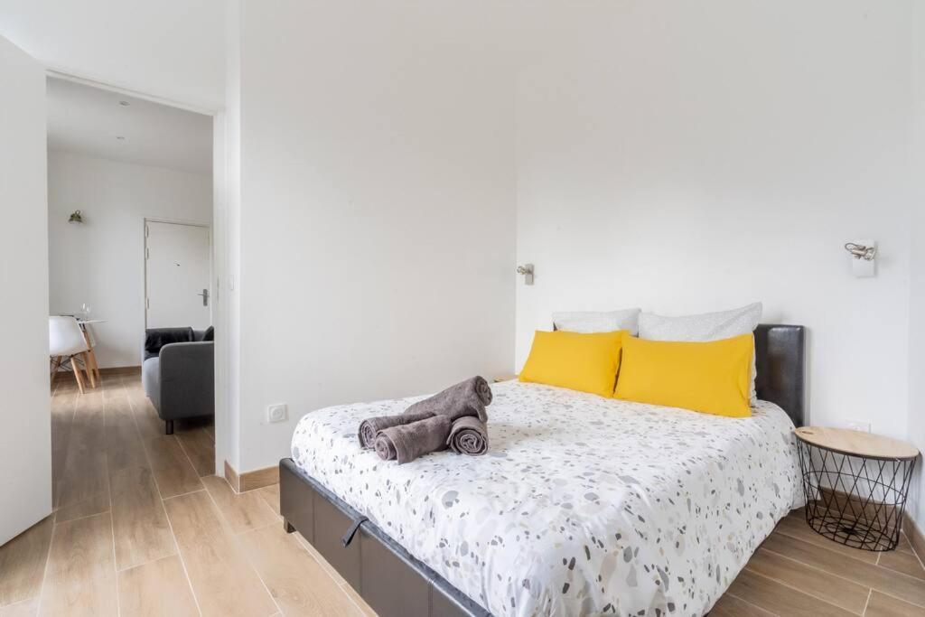 Appartement Cosy 30 M² Proche Rer B - 4 Min A Pied Aulnay-sous-Bois Exterior photo